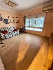 Location Appartement à Campoamor. Piso en plaza de toros frente a auditorio, amueblado.