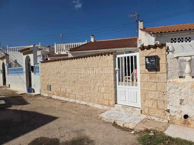 Foto d05faf85-2017-4fb1-904f-1b9eefd7c2bb. Casa oportunidad en Zona Carrefour - Urbanizaciones Torrevieja