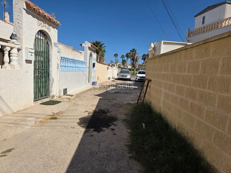 Foto ef8df8fd-6c11-4b3a-bae6-1986b41fe955. Casa oportunidad en Zona Carrefour - Urbanizaciones Torrevieja