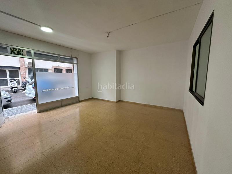 Foto a633767a-cd77-450f-95aa-fd9813417b06. Alquiler local comercial  perfecto estado junto a renfe en Alicante
