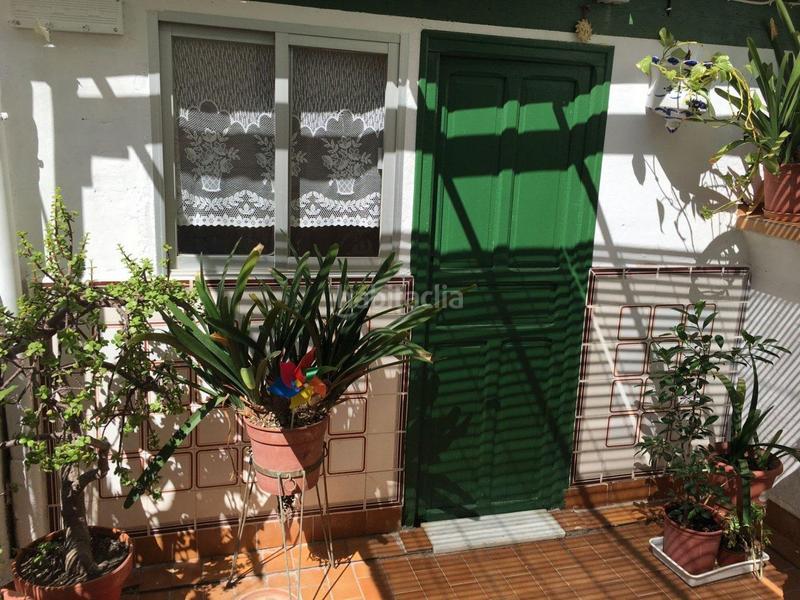 Foto 36993b95-c552-40df-8916-89f03077458e. Gebäude in Benalúa Alicante