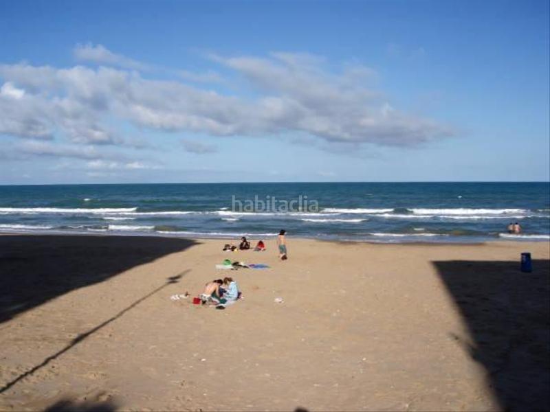 Foto e56d96ce-d7b9-4572-a2be-2417bdd49f5d. Terreny residencial a Pueblo Guardamar del Segura