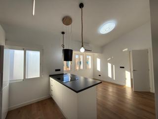 Appartement  Calle de padre recaredo de los ríos 1. Espectacular último piso 3 sin ascensor reformado íntegramente e