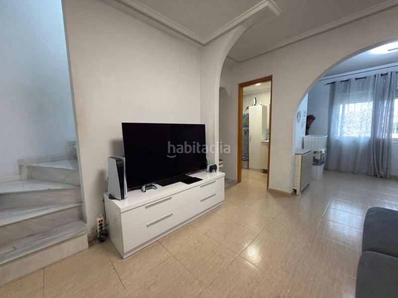 Foto f87fb1b2-0235-446c-8586-23da5f340c63. Maison jumelée dans Monforte del Cid