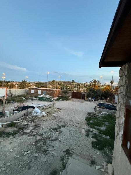 Foto 347bb3ae-be50-4c6c-9a4d-ebdfce896ebc. Xalet a Sol y Luz Sant Vicent del Raspeig