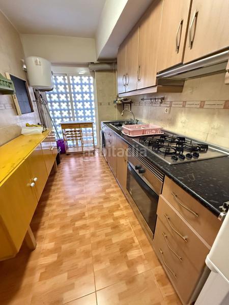 Foto 17caf7de-746f-4ed9-b4b2-418c8277e1d6. Pis a Carolinas Altas Alicante