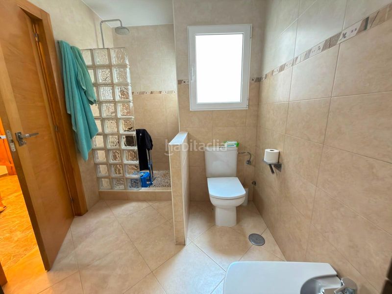 Foto ae7f5745-3ee2-4248-b0d9-c06bd5e751ab. Edificio in Mercado Alicante