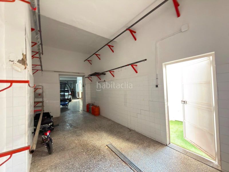 Foto ed863489-de73-4b8f-b51f-13af949b0843. Edificio in Mercado Alicante