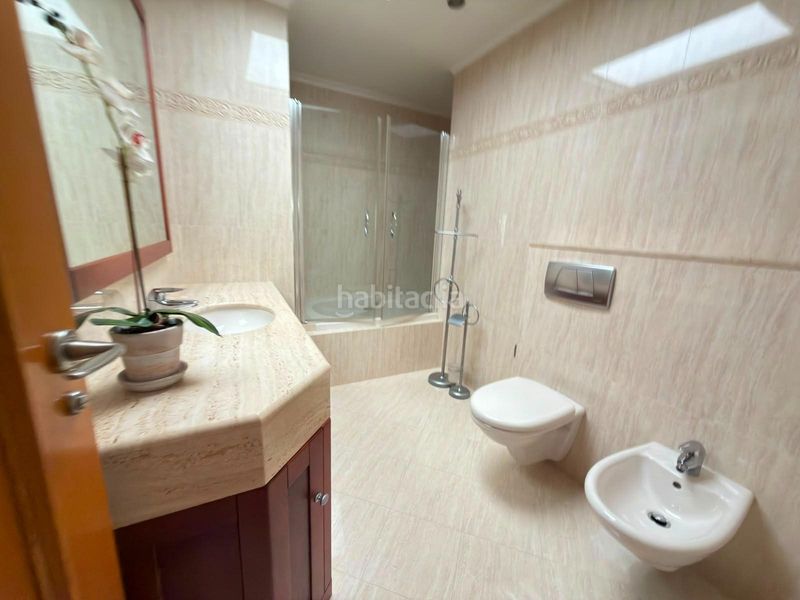 Foto fc805041-b186-4c3f-b6af-2b056468d0f9. Edificio in Mercado Alicante