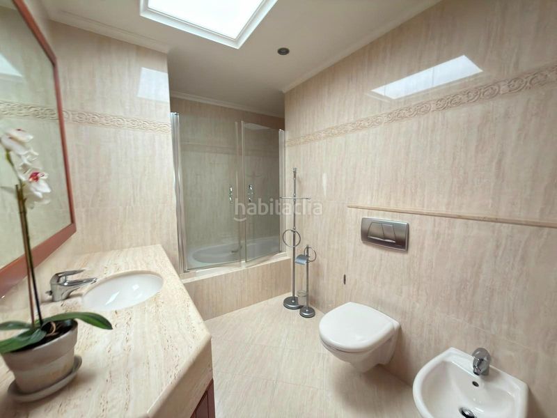 Foto febe0a9b-4b55-453e-ab81-ea6e2b5f9c50. Edificio in Mercado Alicante
