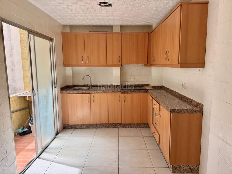 Foto eef14ca2-c06e-4a85-ac5e-18d109387e33. Piso  semirreformado en Campoamor en Campoamor Alicante