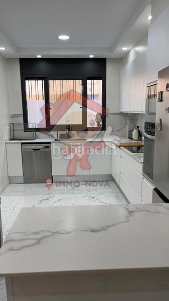 Foto 9fb3dc4c-5a10-41f2-b332-270f3c21e2ed. Casa adossada amb calefacció aparcament a Els Molins Mataró