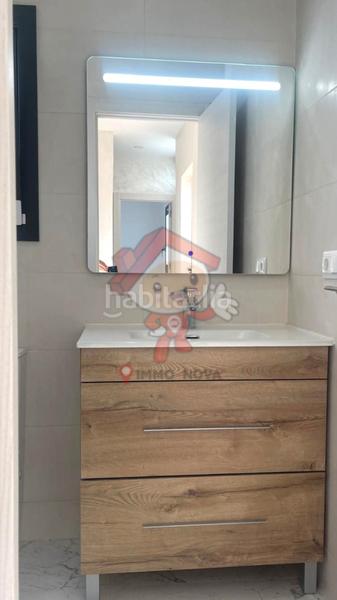 Foto cf4a0a33-4968-41a5-b079-947b261cc6ea. Casa adossada amb calefacció aparcament a Els Molins Mataró