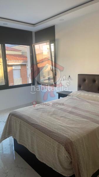 Foto ebbb866f-e35e-4310-80a9-640d4a347c2d. Casa adossada amb calefacció aparcament a Els Molins Mataró