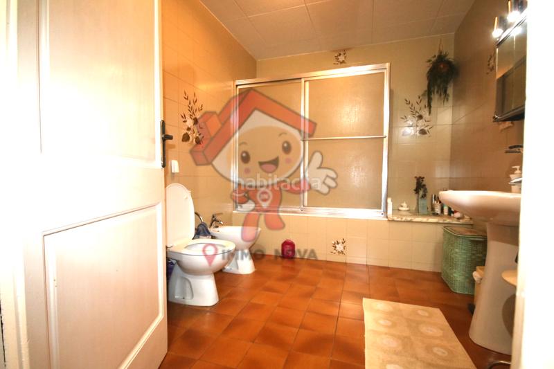 Foto 074ccadd-2761-4c6c-9334-b31c63ad3321. Maison jumelée avec cheminée dans Eixample Mataró