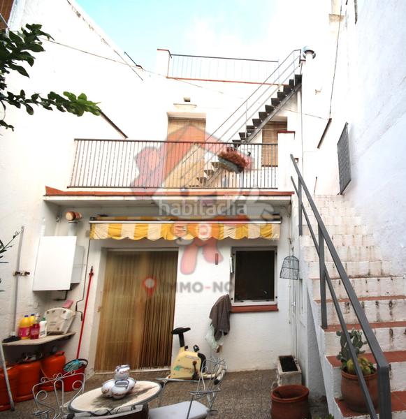 Foto 40074a08-db2b-4e50-bbbf-e2998f702614. Maison jumelée avec cheminée dans Eixample Mataró