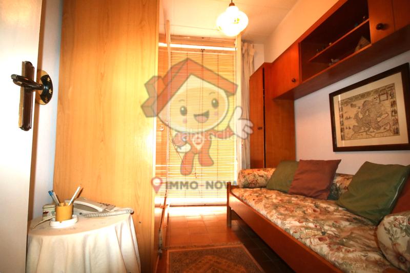 Foto b6bd8046-9a0e-4b47-b948-55c356625825. Maison jumelée avec cheminée dans Eixample Mataró