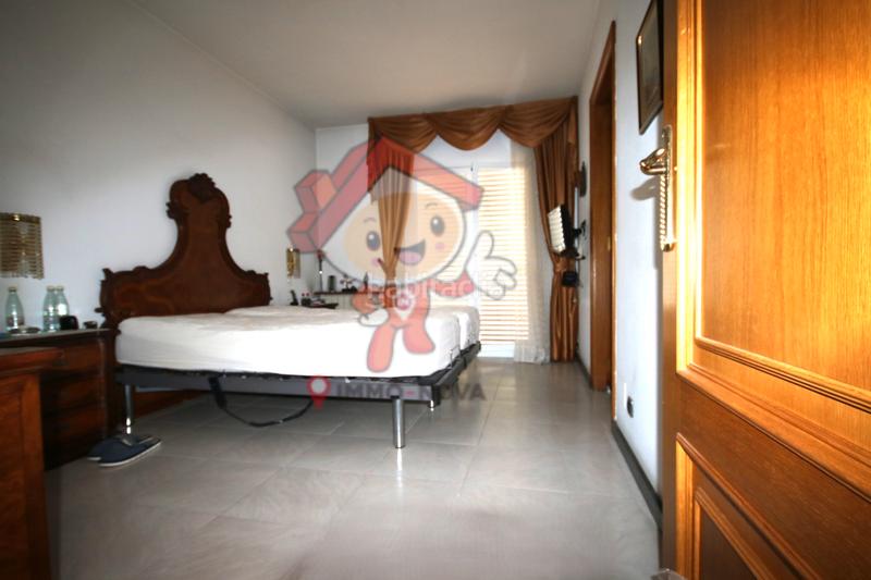 Foto 5d89adda-574d-4d39-b974-a9a16f32af89. Casa amb xemeneia calefacció aparcament a Centre Mataró