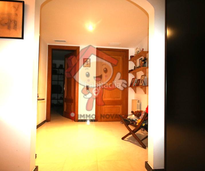 Foto a444c0f3-e633-4758-b36f-4ac023c56d94. Casa amb xemeneia calefacció aparcament a Centre Mataró