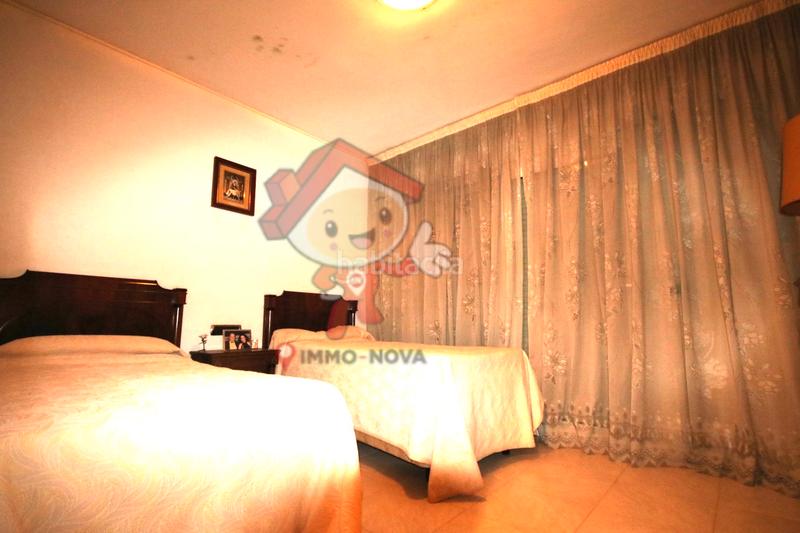 Foto bb31cf11-50aa-4fca-bd63-e7eb50dfb754. Casa amb xemeneia calefacció aparcament a Centre Mataró