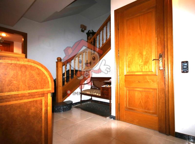 Foto bd04688e-4612-400a-9461-ce57ebe470ea. Casa amb xemeneia calefacció aparcament a Centre Mataró