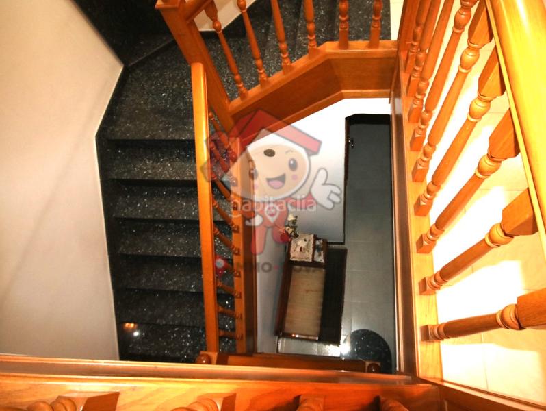 Foto d2261f32-782f-4cfa-97d4-91f4313d58de. Casa amb xemeneia calefacció aparcament a Centre Mataró