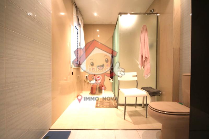 Foto e0a8a962-31d8-435a-ac5c-eab2d09fa8ce. Casa amb xemeneia calefacció aparcament a Centre Mataró