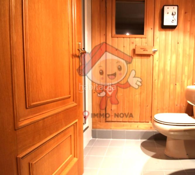 Foto e3e56776-e8a2-4256-8010-72d46a7d6926. Casa amb xemeneia calefacció aparcament a Centre Mataró