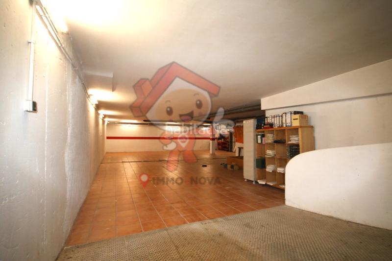 Foto e546e359-1002-4ae1-b0bc-c9e9db8dda3f. Casa amb xemeneia calefacció aparcament a Centre Mataró