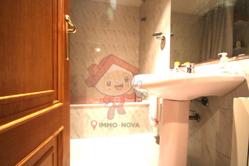 Foto e57445d5-7a5a-406f-bbcd-a2e3caf54e8e. Casa amb xemeneia calefacció aparcament a Centre Mataró