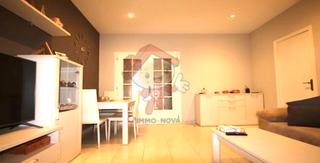 Pis  Plaa onze de setembre. Piso amplio y luminoso en el centro de canet de mar