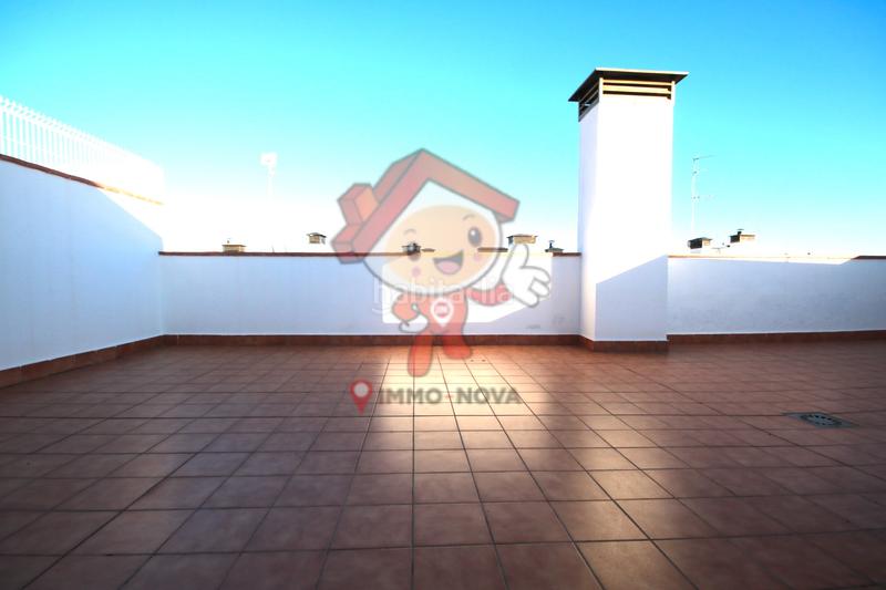 Foto 5f91128b-2e3e-4e98-afcd-34d17a670dc3. Dachwohnung mit heizung parking in Via Europa - Parc Central Mataró