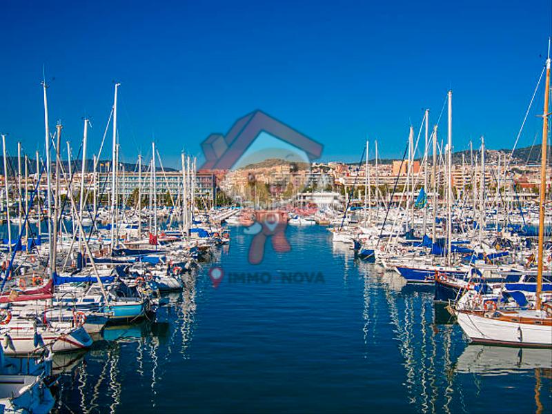 Foto 36252e00-775b-4b19-a68f-d0f37b9bea45. Posto auto in carrer marathon 37 in Cerdanyola Sud Mataró