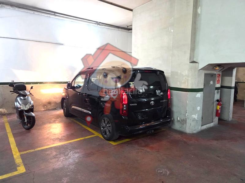 Foto ccb55ff2-7129-42ed-b337-273d6c978468. Posto auto in carrer marathon 37 in Cerdanyola Sud Mataró