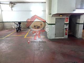 Parking coche en Carrer marathon 37. Oportunidad de compra!! plaza de parquing en cerdanyola sud.