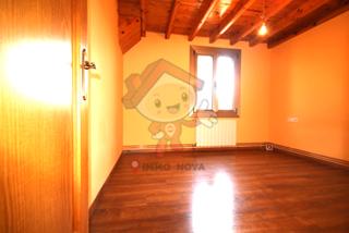 Flat  Carrer esteve cortils. Ático con terraza de 25 m², buhardilla, y sin gastos de comunida