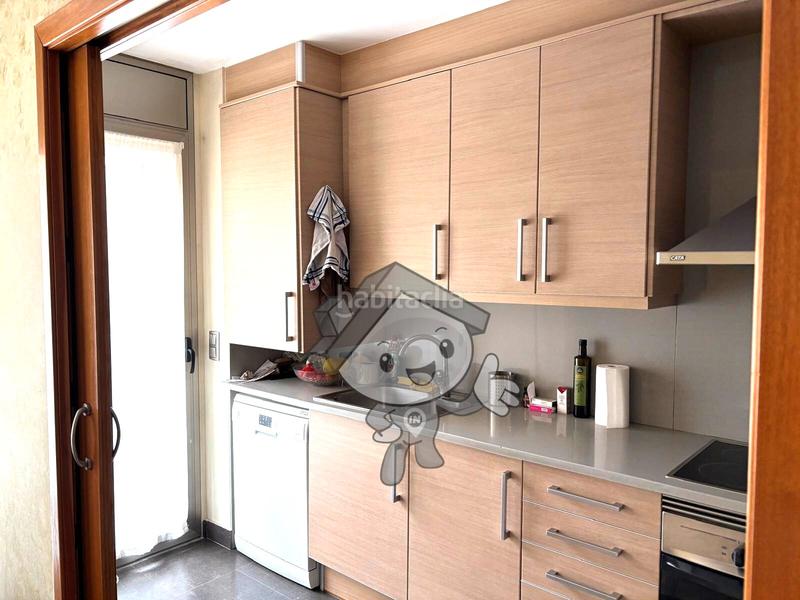 Foto 4a396dd1-e701-4c77-bc91-54b291749155. Flat with heating in Centre Mataró