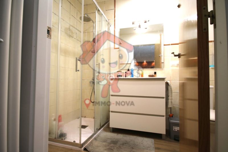 Foto 139e1197-b5ab-4e8e-9fe2-2a0ce3ee8e1b. Casa aparellada amb calefacció a Els Molins Mataró