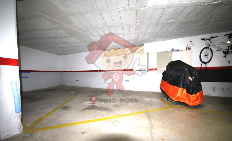 Foto 3a2b250e-1917-4281-a347-f7b52f72ee79. Pis amb calefacció aparcament a Els Molins Mataró