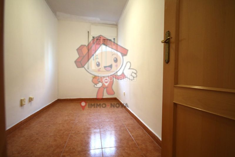 Foto 581b4f1e-d6a9-4184-89f8-955b3ad6e3e8. Pis amb calefacció aparcament a Els Molins Mataró