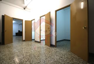 Local Comercial a Ronda Roca Blanca