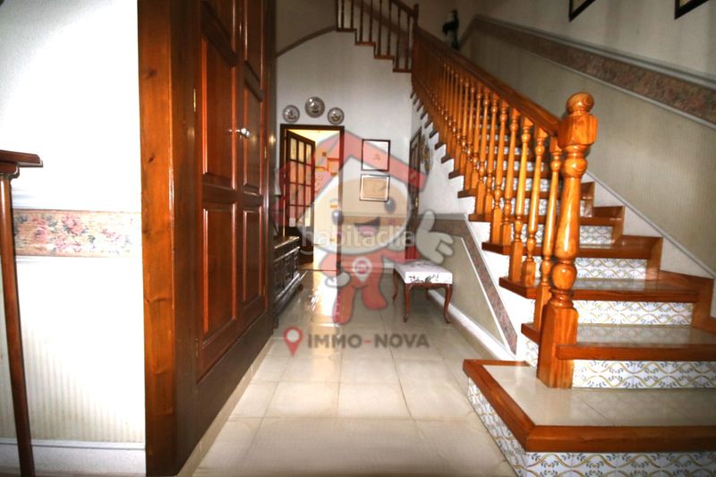 Foto 12b1f9d1-0378-4c5d-bfb6-457927af554d. Casa adossada amb xemeneia aparcament a Centre Mataró