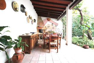 Reihenhaus  Carrer de sant joan. Casa �nica en el centro con patio, garaje y 300 m� � amplitud, l