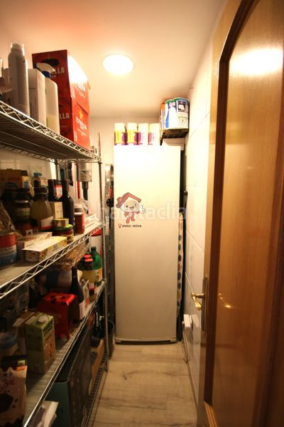 Foto 96bcd98b-6020-45e4-a895-5fe517e34852. A tre livelli con riscaldamento in Centre Mataró