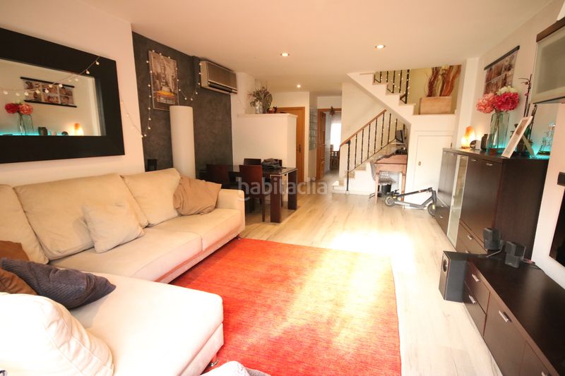 Foto c6936330-56ca-4c60-8bf7-9f04c086231e. Triplex with heating in Centre Mataró