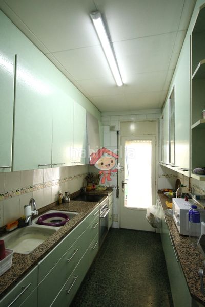 Foto 2a17a08e-afdb-475b-bafc-1c5fb4b11b70. Casa con camino riscaldamento parcheggio in Centre Mataró