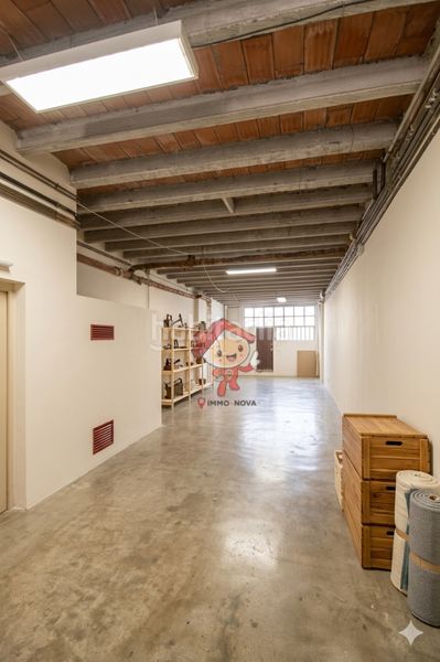 Foto 8ef96119-9e21-4e66-9e26-4764db15e130. Casa con camino riscaldamento parcheggio in Centre Mataró