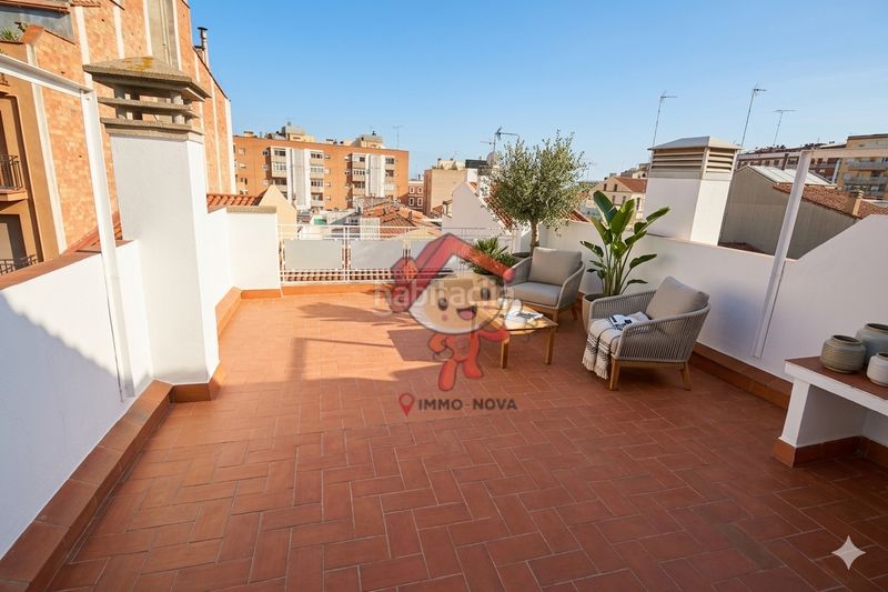 Foto a8b00edb-5d42-40f4-9f20-6185c67f8dba. Casa con camino riscaldamento parcheggio in Centre Mataró