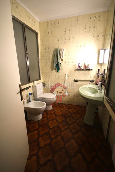 Foto d3e3c4cc-db21-4ae8-a0db-abab8b84ebda. Casa con camino riscaldamento parcheggio in Centre Mataró