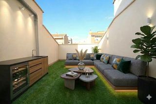 Penthouse  Carrer de damià campeny. Ático cerca del mar con posibilidad de 3 habitaciones!